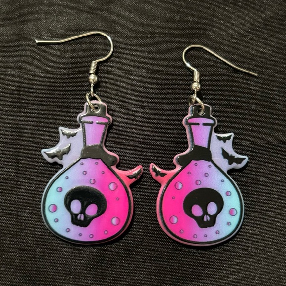 Jewelry - Earrings